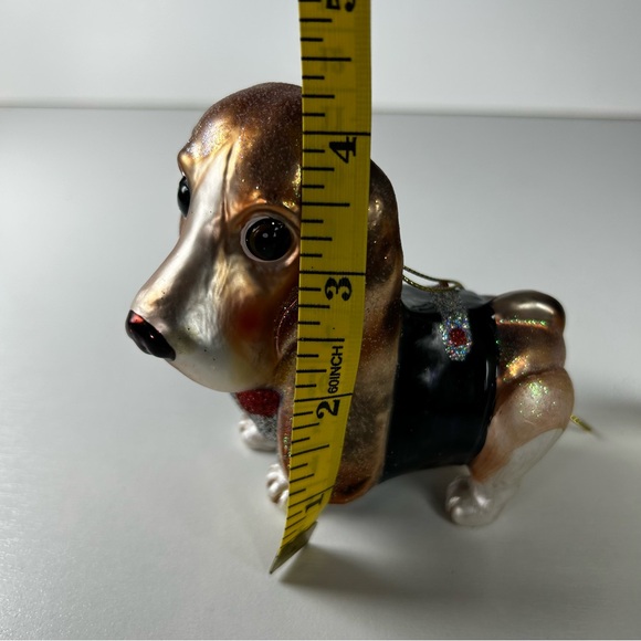 Basset Hound Dog in a suit Blown Glass W/ glitter Christmas Ornament - Picture 9 of 10